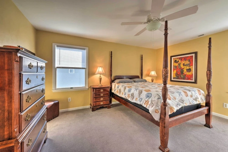 2 Bedrooms Apartment