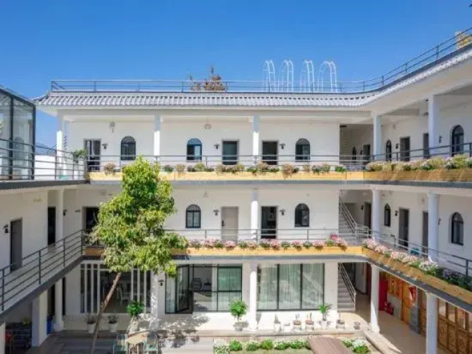Dali Shuanglang Yashe Inn