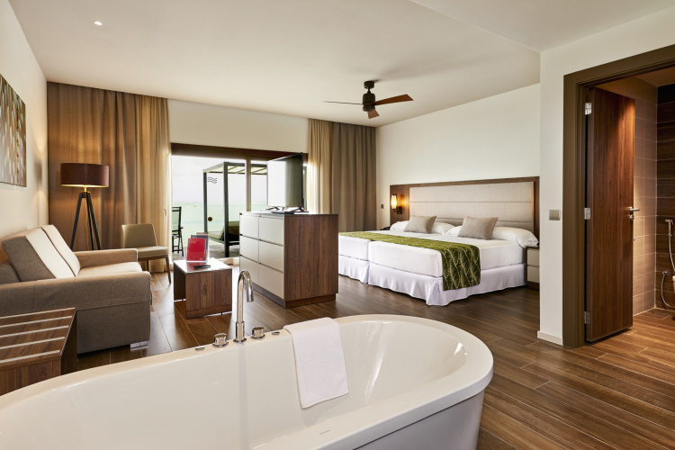 Riu Atoll photo 19