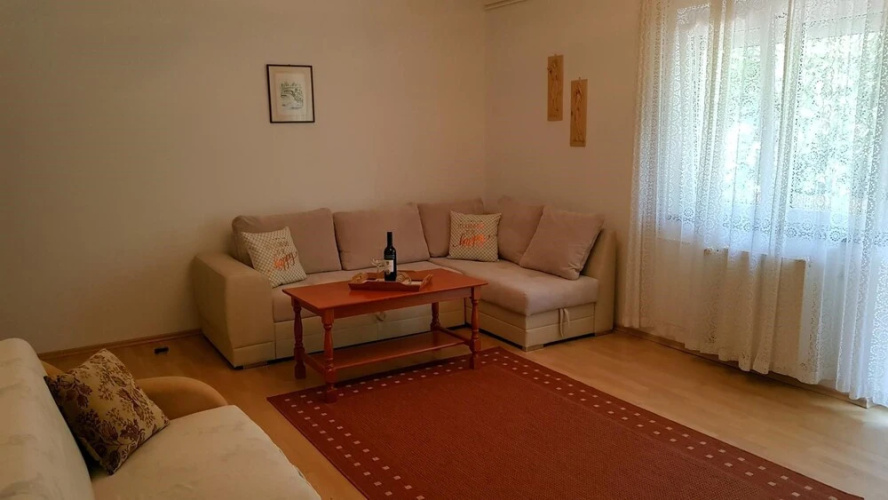 Apartments Iva