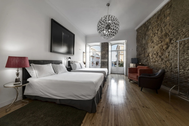 Casa do Bairro by Shiadu