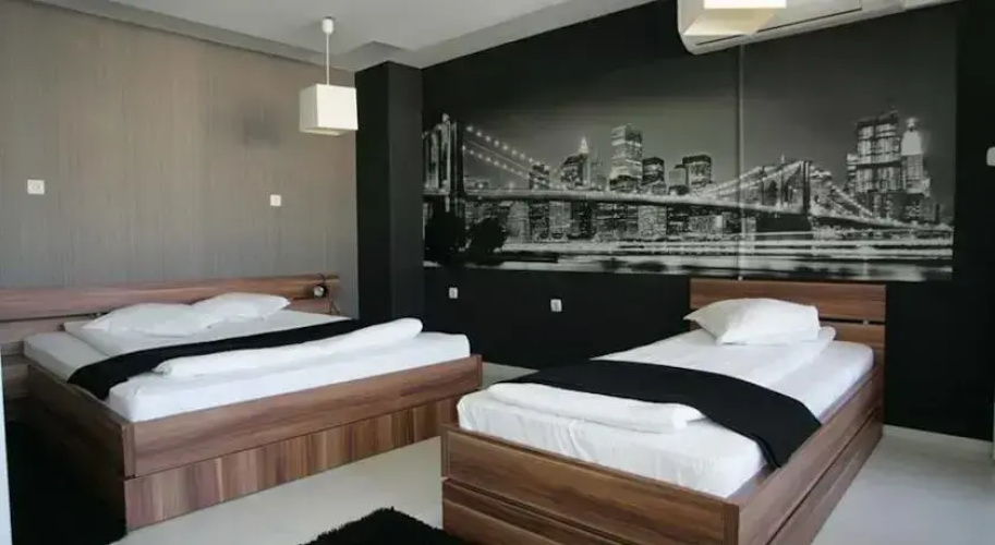 Hotel Acktion