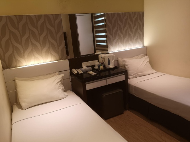 Standard Twin room