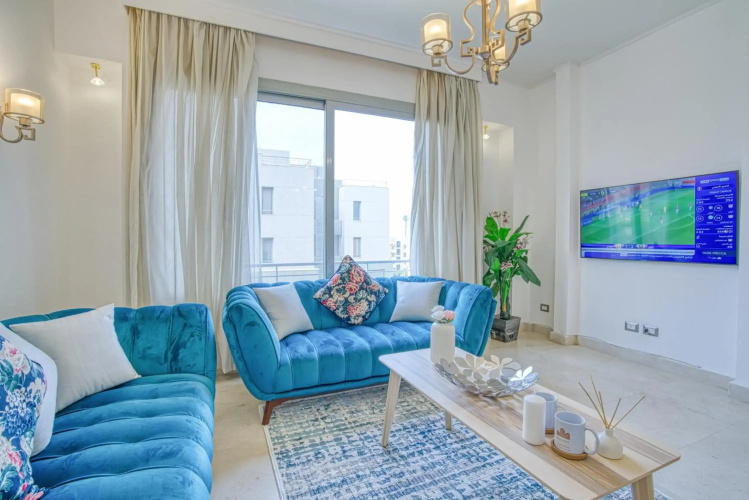Luxurious 1 BR Apartment near Point 90 Mall✯