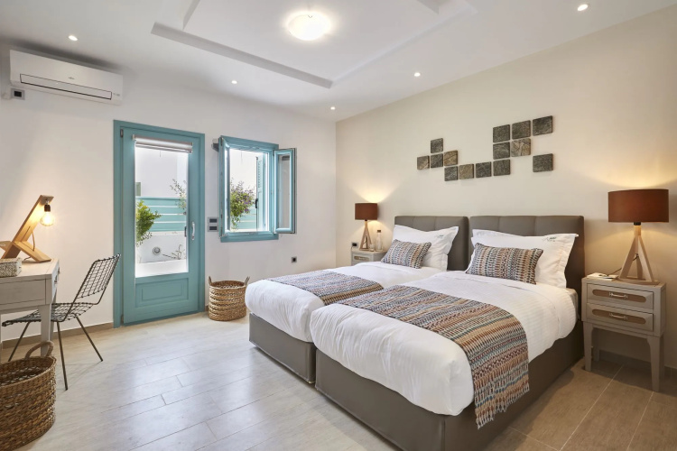 Almyriki Beach Villa