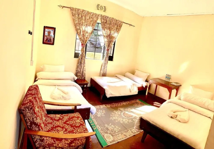 Babylon Lodge
