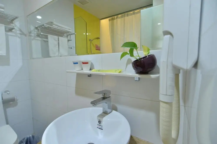 Zhuxing Hotel