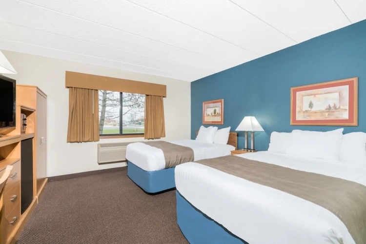 Standard Quadruple room