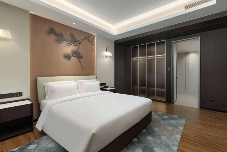 Deluxe Double Suite
