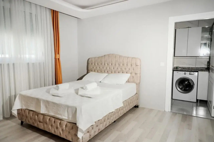 Adam Apart Hotel
