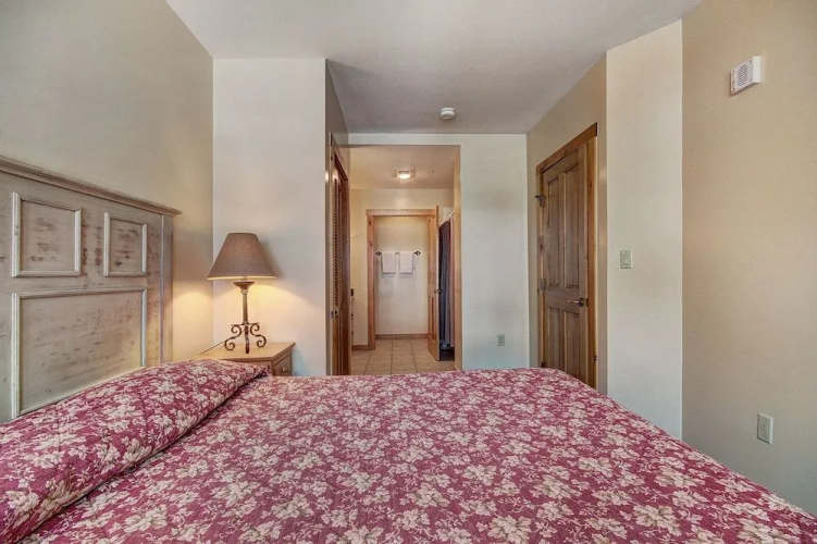 8493 Dakota Lodge