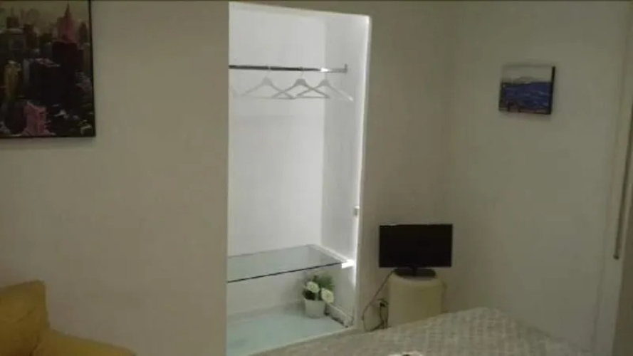 BB Chiaia Rooms