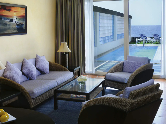 Al Nawras Island Resort