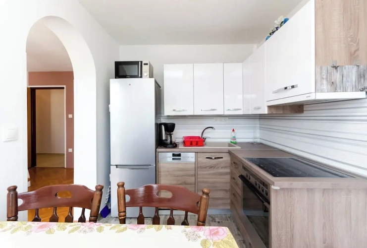 Apartment with balcony