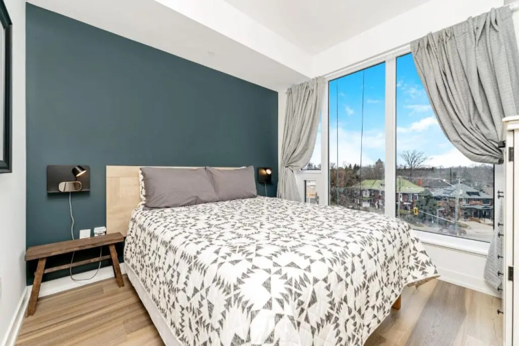 Stylish Downtown 1BR Condo - Superb Views