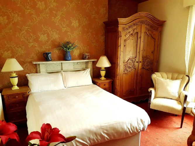 Charlemont House