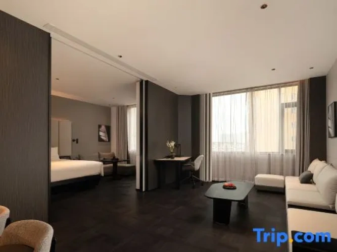 Premier Suite