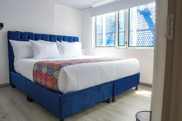 Hotel Sky Blue