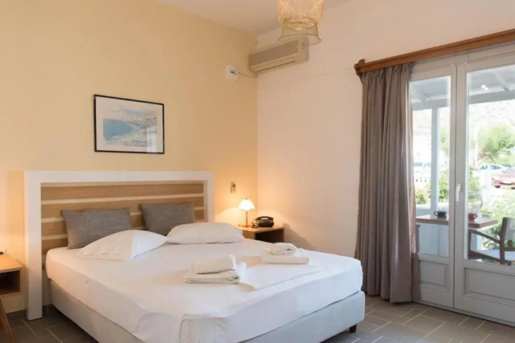 Aeolos Apartments