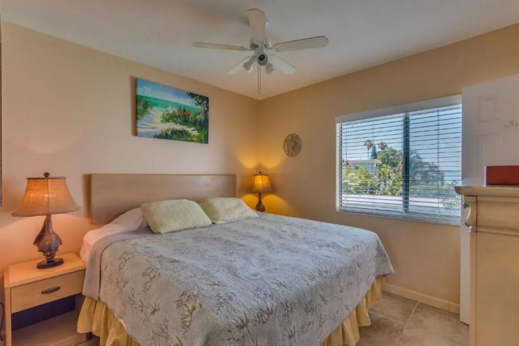 Five Palms Suite 204 - Daily - Weekly - Monthly