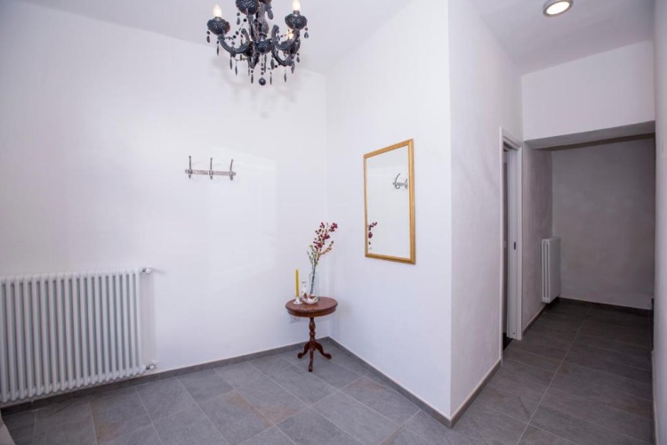 4 Bedrooms Cottage