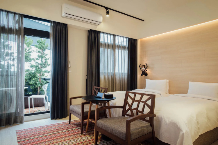 Onsense Villa