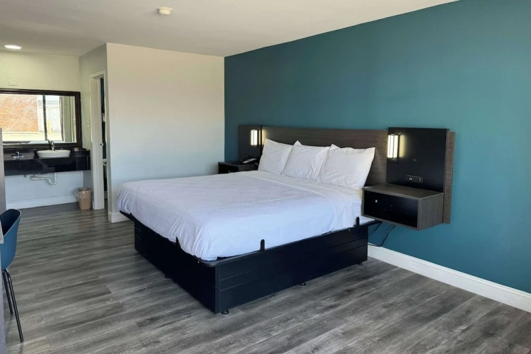 Double room (window is not guaranteed)