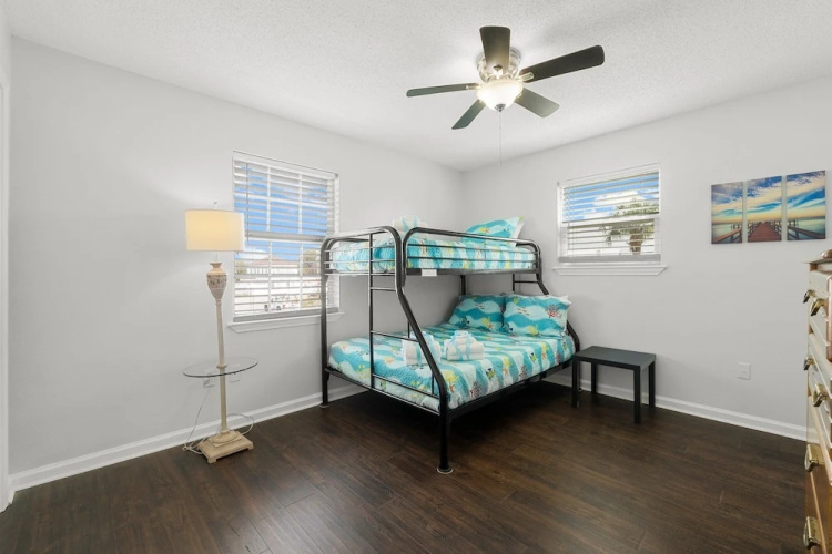 6400 Beach Dr - Seabatical A