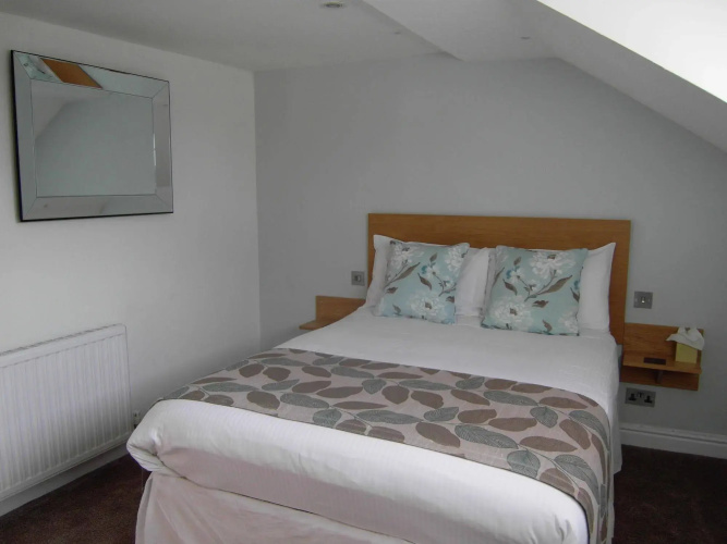 Oakbank House