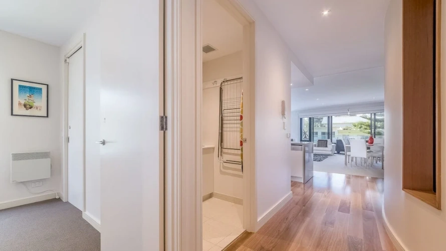 3 Bedrooms Apartment
