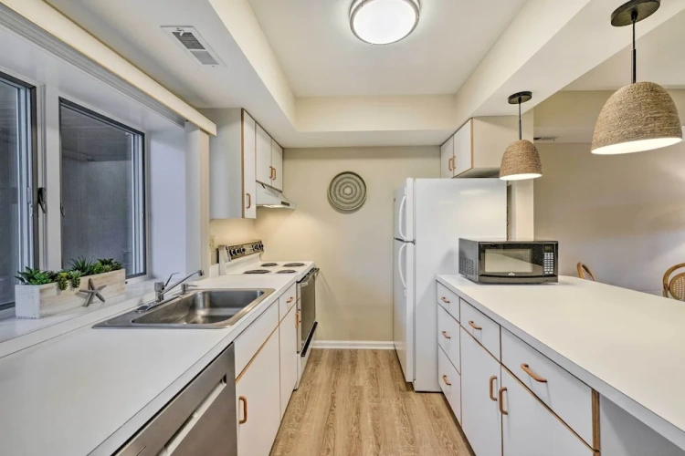 2 Bedrooms Apartment with balcony
