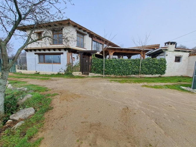 3 Bedrooms Cottage