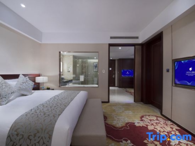 Superior Double Suite