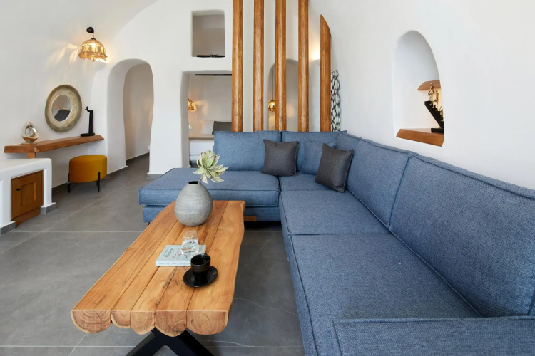 Allure Breeze Suites