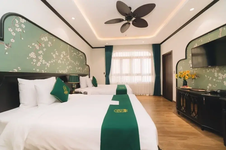 Superior Twin room
