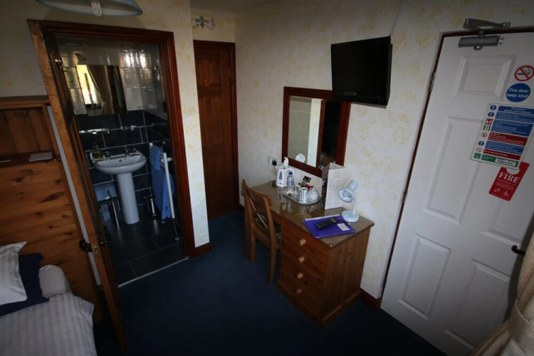 Eagles Guest House