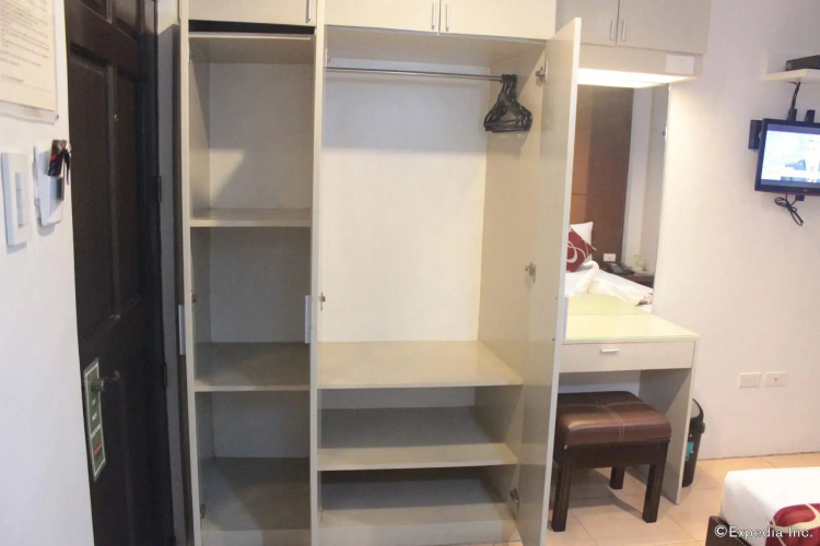 ACL Suites