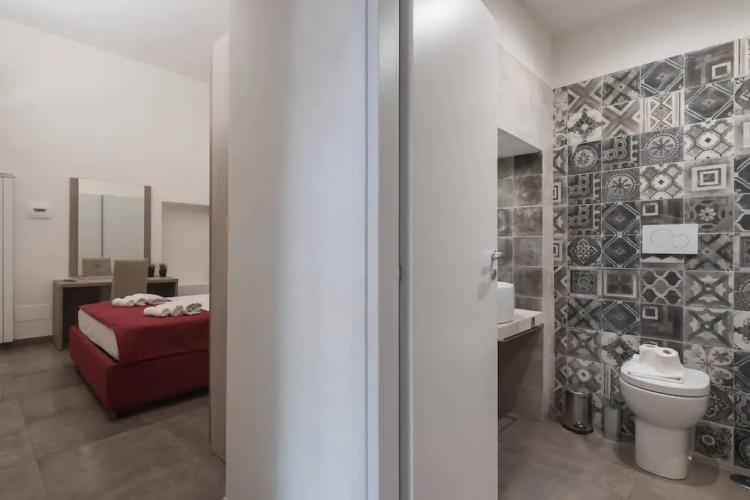Vatican Suite 2 Levels Completely Renovated