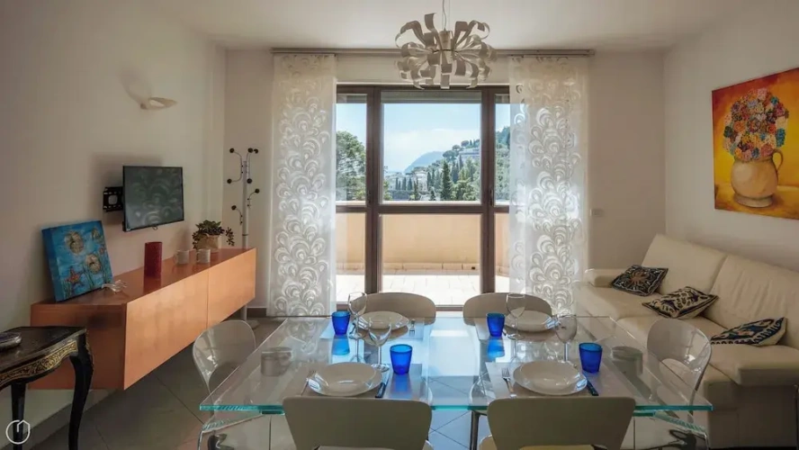 2 Bedrooms Apartment with balcony