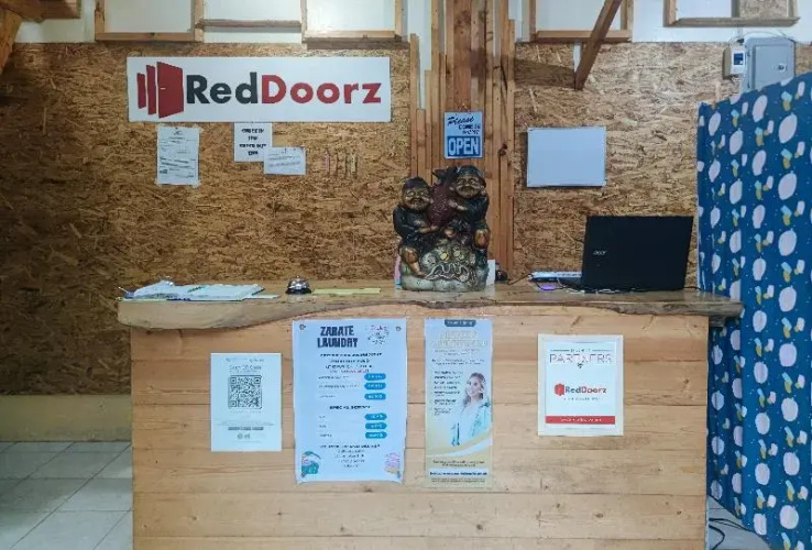 Reddoorz Hostel @ Baguio Piraso