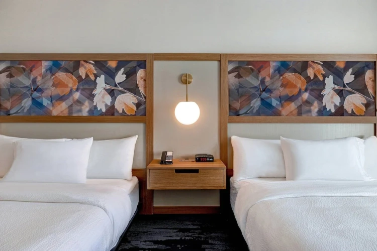 Sextuple Suite