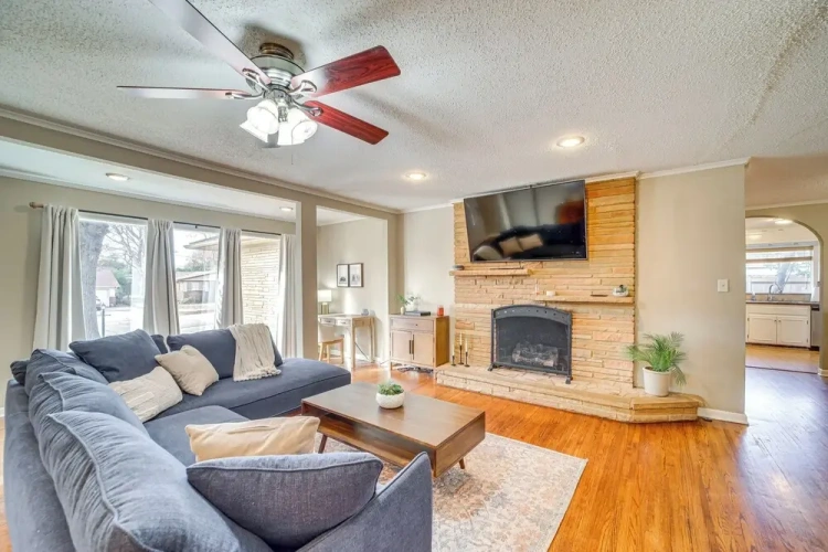3 Bedrooms Cottage