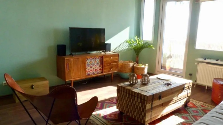 COAST HOUSE Moana