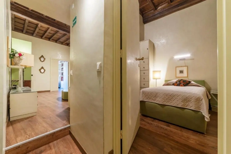 2 Bedrooms Apartment