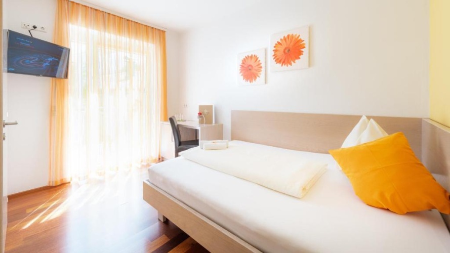Standard Single room with balcony