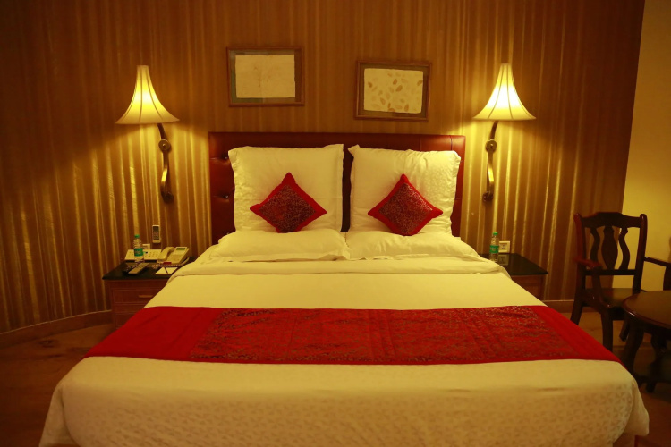 Saj Earth Resort