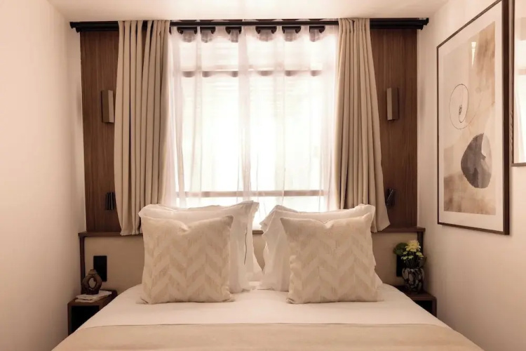 Chic A/C Central apt - 2bdr/6p - Faubourg s/ Denis