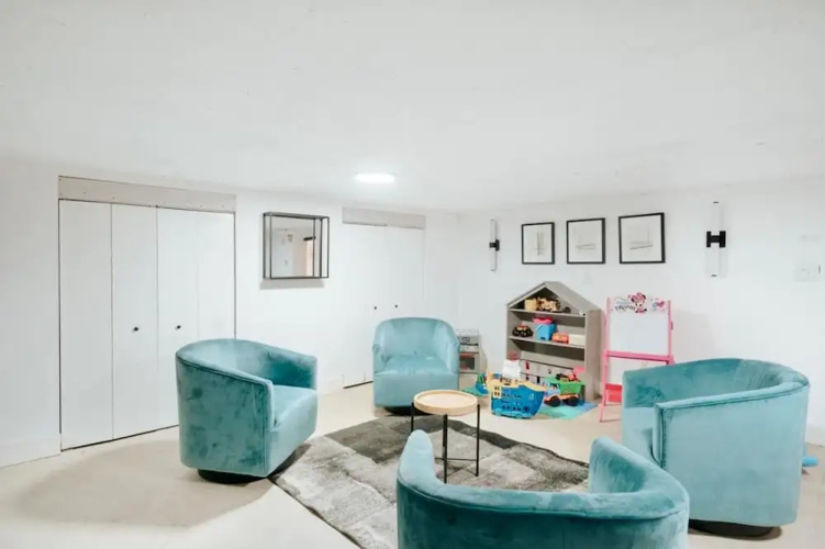 TWO Bedroom Apartment
