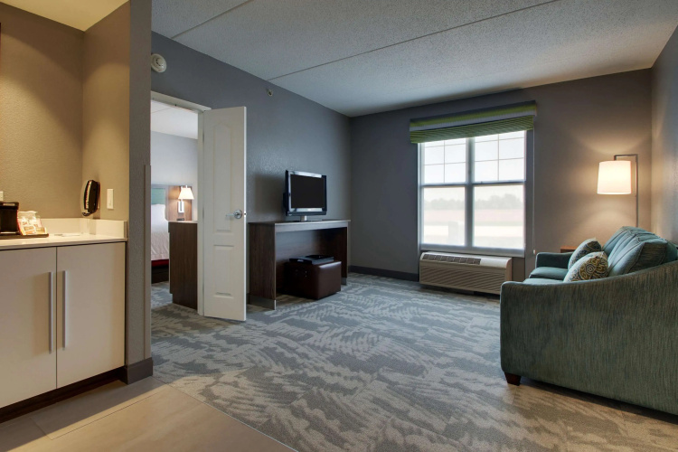 Hampton Inn & Suites Chicago/Aurora