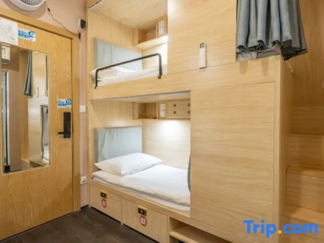 Bed in Dorm (female dorm)